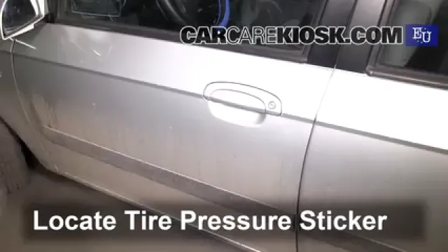 2002 Hyundai Getz GL 1.1L 4 Cyl. Pneus et roues Vérifier la pression des pneus